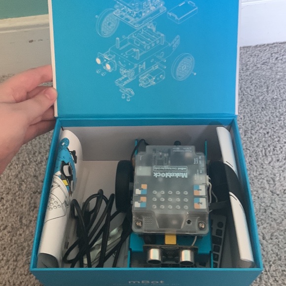 Makeblock mBot - all items included - fully functioning - Picture 4 of 7